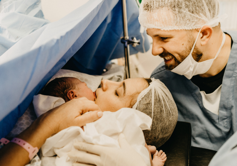 Should You Hire a Birth Photographer: Pros vs Cons